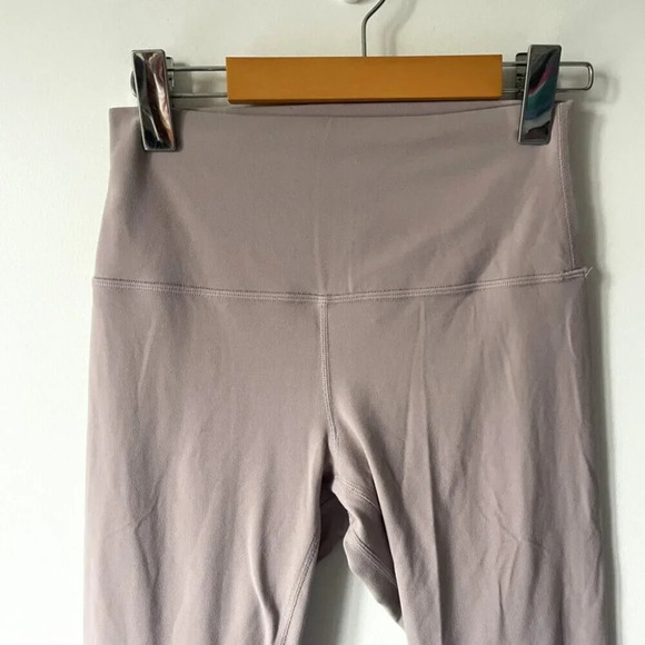 Lululemon Align High-Rise Crop 21" Violet Verbena Size  6 - Picture 4 of 6